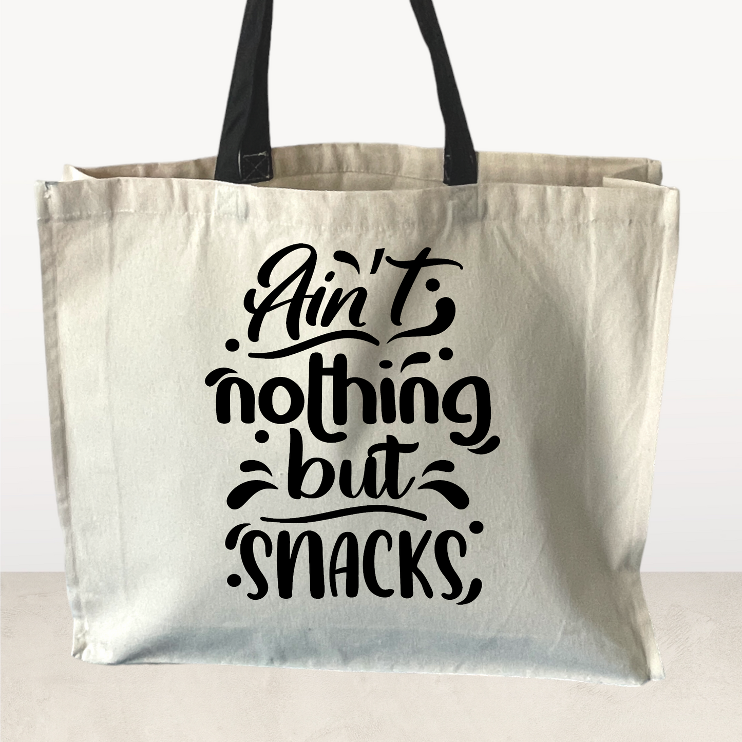 Ain't nothing but snacks, Tote Bag